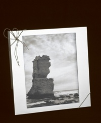 Display your favorite moments with the Love Knots 8x10 frame. Only Vera Wang could capture elegance so gracefully and tie it up with a bow. Display your favorite moments with the Love Knots 8x10 frame. Only Vera Wang could capture elegance so gracefully and tie it up with a bow.