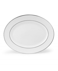 For nearly 150 years, Lenox has been renowned throughout the world as a premier designer and manufacturer of fine china. The simple and classic Hannah Platinum pattern brings a timeless refinement to your formal entertaining table, in pure white bone china embossed with a subtle palmetto-leaf design, and banded in platinum.