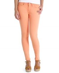Get high on color this season with these jeggings from Levi's! Pairs perfectly with your favorite sandals for style that's absolutely peachy! Get high on color this season with these jeggings from Levi's! Pairs perfectly with your favorite sandals for style that's absolutely peachy!