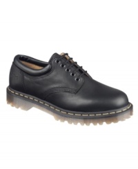 The only pair of oxford men's casual shoes that's stylish enough for the office and comfortable enough to wear on your own time. The only pair of oxford men's casual shoes that's stylish enough for the office and comfortable enough to wear on your own time.