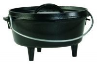 Lodge Logic L8CO3 Pre-Seasoned Camp Dutch Oven with Iron Lid, 2-Quart Lodge Logic L8CO3 Pre-Seasoned Camp Dutch Oven with Iron Lid, 2-Quart