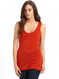 THE LOOKPullover style Scoop neckline Sleeveless Slits at the side hemTHE FITAbout 28½ from shoulder to hemTHE MATERIALSilkCARE & ORIGINDry clean Imported THE LOOKPullover style Scoop neckline Sleeveless Slits at the side hemTHE FITAbout 28½ from shoulder to hemTHE MATERIALSilkCARE & ORIGINDry clean Imported