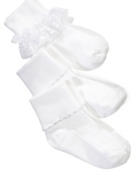 Feeling fancy. Dress her feet up with a pair of these sweet socks from this So Jenni three pack. Feeling fancy. Dress her feet up with a pair of these sweet socks from this So Jenni three pack.