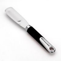 KitchenAid Spreader with Serrated Edge, Black KitchenAid Spreader with Serrated Edge, Black