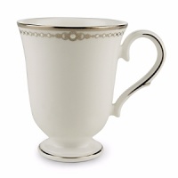 An exquisite pattern of pearl-like beads and platinum rings creates an heirloom quality 5-piece place setting to be treasured and enjoyed for many generations. An exquisite pattern of pearl-like beads and platinum rings creates an heirloom quality 5-piece place setting to be treasured and enjoyed for many generations.