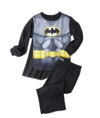 Boys' 2-Piece Batman Pajama Set with Cape (3T) Boys' 2-Piece Batman Pajama Set with Cape (3T)