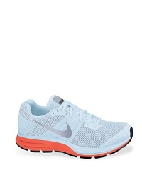 Fly in this legendary Nike sneaker design, combining a cushioned ride with added cold-weather running features that will keep you up to speed year-round. Fly in this legendary Nike sneaker design, combining a cushioned ride with added cold-weather running features that will keep you up to speed year-round.