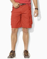 Lightweight cotton poplin lends enhanced durability and rugged appeal to the essential classic-fitting Santa Fe cargo short. Lightweight cotton poplin lends enhanced durability and rugged appeal to the essential classic-fitting Santa Fe cargo short.