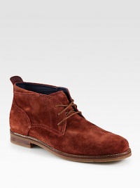With an EVA foam midsole for all-day comfort and classic styling for everyday appeal, this chukka always treads lightly.Concealed NIKE AIR TechnologySuede upperLeather liningPadded insoleRubber soleImported With an EVA foam midsole for all-day comfort and classic styling for everyday appeal, this chukka always treads lightly.Concealed NIKE AIR TechnologySuede upperLeather liningPadded insoleRubber soleImported