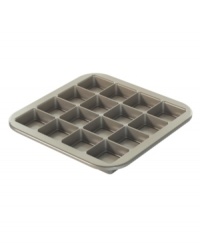 Don't cut the corners! This innovative design makes 16 bite-size brownie treats, so everyone gets to enjoy the crispy corners and gooey centers of their favorite chocolate treat. Constructed of heavy duty cast aluminum, this pan is perfect for portion control. 10-year warranty. Don't cut the corners! This innovative design makes 16 bite-size brownie treats, so everyone gets to enjoy the crispy corners and gooey centers of their favorite chocolate treat. Constructed of heavy duty cast aluminum, this pan is perfect for portion control. 10-year warranty.