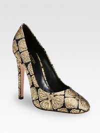 Glamorous metallic brocade transforms a classic silhouette. Self-covered heel, 4¾ (120mm)Metallic brocade fabric upperLeather lining and solePadded insoleMade in Italy Glamorous metallic brocade transforms a classic silhouette. Self-covered heel, 4¾ (120mm)Metallic brocade fabric upperLeather lining and solePadded insoleMade in Italy