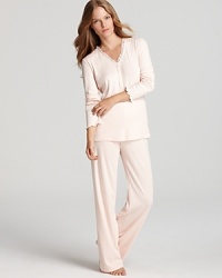 Lauren Ralph Lauren crafts this perennial pajama set with lettuce-edge sleeves, lace trim and delicate ribbing. Lauren Ralph Lauren crafts this perennial pajama set with lettuce-edge sleeves, lace trim and delicate ribbing.