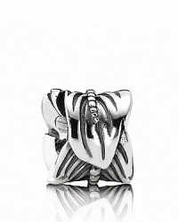 Inspired by the beauty of nature, this sterling silver PANDORA charm comes in the form of a bird's feather. Inspired by the beauty of nature, this sterling silver PANDORA charm comes in the form of a bird's feather.