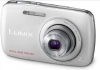 Panasonic Lumix DMC-S3 14.1 MP Digital Camera with 4x Optical Image Stabilized Zoom with 2.7-Inch LCD (White) Panasonic Lumix DMC-S3 14.1 MP Digital Camera with 4x Optical Image Stabilized Zoom with 2.7-Inch LCD (White)