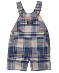 Playtime perfect! These fun plaid overalls from Osh Kosh keep him comfy no matter how active he gets. Playtime perfect! These fun plaid overalls from Osh Kosh keep him comfy no matter how active he gets.