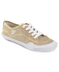 Light a spark with the allover glitter of the Nesta sneakers by GUESS. The perfect fashion staple for those long weekend walks. Light a spark with the allover glitter of the Nesta sneakers by GUESS. The perfect fashion staple for those long weekend walks.