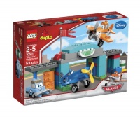 LEGO Disney Planes Skipper's Flight School LEGO Disney Planes Skipper's Flight School