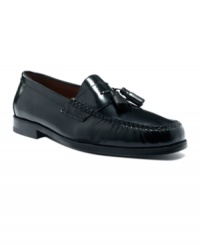 A little goes a long way. The subtle addition of classic tassels and moc-toe stitching infuses your men's dress shoes with handsome polish for the office or weekend. A little goes a long way. The subtle addition of classic tassels and moc-toe stitching infuses your men's dress shoes with handsome polish for the office or weekend.