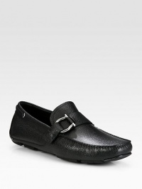 A dress casual silhouette exudes timeless elegance and style in this gently pebbled Italian calfskin leather with silver buckle detail.Leather upperLeather liningPadded insoleLeather soleMade in Italy