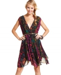 From the draped silhouette to the explosion of rich colors, gorgeous details make XOXO's belted chiffon dress a top party style! From the draped silhouette to the explosion of rich colors, gorgeous details make XOXO's belted chiffon dress a top party style!
