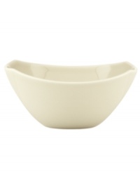 Feature modern elegance on your menu with this Classic Fjord serving bowl. Dansk serves up glossy khaki-colored stoneware with a fluid, sloping edge for a look that's totally fresh.