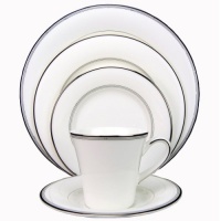 Royal Doulton Silver Sonnet 5-Piece Place Setting Royal Doulton Silver Sonnet 5-Piece Place Setting