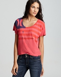 Pair this flag-emblazoned Hurley tee with your favorite jeans for off-duty ease. Pair this flag-emblazoned Hurley tee with your favorite jeans for off-duty ease.