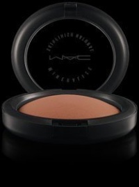 MAC Mineralize Skinfinish Natural - Dark - 10/g/0.35oz MAC Mineralize Skinfinish Natural - Dark - 10/g/0.35oz