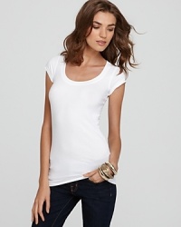 Refreshingly sleek with a touch of body-con stretch, this luxe Theory tee is a chic essential. Refreshingly sleek with a touch of body-con stretch, this luxe Theory tee is a chic essential.