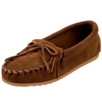 Minnetonka Kilty Moccasin (Toddler/Little Kid),Dusty Brown,1 M US Little Kid