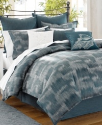 Lined with a printed indigo stitch upon the flat sheet and pillowcases, these white cotton sateen sheets perfectly complement the Indigo Ombre bedding collection from Tommy Bahama.
