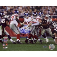 Steiner Sports NFL New York Giants Eli Manning Super Bowl XLII Escaping Tackle Horizontal 8x10 Photograph Steiner Sports NFL New York Giants Eli Manning Super Bowl XLII Escaping Tackle Horizontal 8x10 Photograph