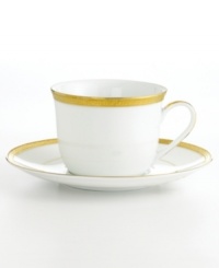 Add the warm glow of gold to your formal table with the classic style of the Grand Buffet Gold dinnerware collection. Pair with the matching creamer and sugar bowl for a classic coffee set. Add the warm glow of gold to your formal table with the classic style of the Grand Buffet Gold dinnerware collection. Pair with the matching creamer and sugar bowl for a classic coffee set.