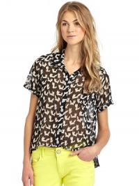 THE LOOKCat print, alloverSheer chiffon constructionPatch pocket at chestButton-frontHi-lo hemTHE FITAbout 23 from shoulder to longest pointTHE MATERIALPolyesterFully linedCARE & ORIGINHand washMade in USAModel shown is 5'10 (177cm) wearing US size Small. THE LOOKCat print, alloverSheer chiffon constructionPatch pocket at chestButton-frontHi-lo hemTHE FITAbout 23 from shoulder to longest pointTHE MATERIALPolyesterFully linedCARE & ORIGINHand washMade in USAModel shown is 5'10 (177cm) wearing US size Small.