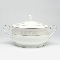 Noritake Montvale Platinum Covered Vegetable Bowl Noritake Montvale Platinum Covered Vegetable Bowl