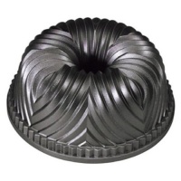 Nordic Ware Pro Cast Bavaria Bundt Pan Nordic Ware Pro Cast Bavaria Bundt Pan