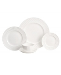 These dinner plates are perfect for everyday or more formal occasions. The clean simplicity of the Night and Day pattern from Wedgwood offers the versatile and striking contrast of pure white embossing with various designs. These dinner plates are perfect for everyday or more formal occasions. The clean simplicity of the Night and Day pattern from Wedgwood offers the versatile and striking contrast of pure white embossing with various designs.