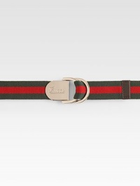 A fashionable belt with signature web detail and leather trim for your little one.D-ring buckle with engraved Gucci scriptSilvertone hardwareAbout 1 wideNylon and leatherImported A fashionable belt with signature web detail and leather trim for your little one.D-ring buckle with engraved Gucci scriptSilvertone hardwareAbout 1 wideNylon and leatherImported