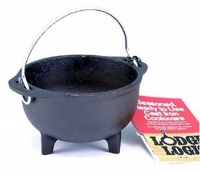 Lodge Logic Pre-Seasoned 1-Pint Country Kettle Lodge Logic Pre-Seasoned 1-Pint Country Kettle