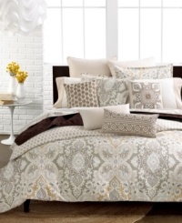 This Echo sheet set is the embodiment of exotic elegance. An odyssey awaits you as bold geometric designs are paired with understated neutral accents. This Echo sheet set is the embodiment of exotic elegance. An odyssey awaits you as bold geometric designs are paired with understated neutral accents.