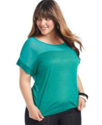 Link up your fave jeans with Soprano's short sleeve plus size top for a chill weekend look. Link up your fave jeans with Soprano's short sleeve plus size top for a chill weekend look.
