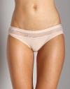 Calvin Klein Women's Perfectly Fit Bikini Panty W Lace