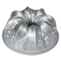 Nordic Ware Platinum Non-stick Cast Aluminum Fleur De Lis Pan Nordic Ware Platinum Non-stick Cast Aluminum Fleur De Lis Pan