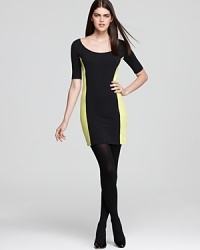 Color block sides and a curve-hugging fit make this Volcom dress wickedly delightful. Color block sides and a curve-hugging fit make this Volcom dress wickedly delightful.