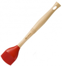Le Creuset Revolution Silicone Basting Brush, Cherry Le Creuset Revolution Silicone Basting Brush, Cherry
