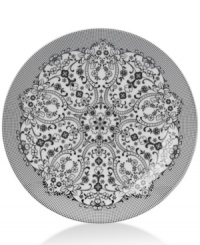 Oleg Cassini weaves a table of playful sophistication with the Ava salad plate, featuring lacy flowers and dots in timeless black and white. Oleg Cassini weaves a table of playful sophistication with the Ava salad plate, featuring lacy flowers and dots in timeless black and white.