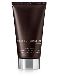 The One for Men is a concentrate of elegance and sensuality. A spicy, oriental fragrance, developed on the harmony of tobacco with refined boise notes. The bright accord of the top notes grapefruit, coriander and basil introduces the vibrant elegance of The One. 2.5 oz. The One for Men is a concentrate of elegance and sensuality. A spicy, oriental fragrance, developed on the harmony of tobacco with refined boise notes. The bright accord of the top notes grapefruit, coriander and basil introduces the vibrant elegance of The One. 2.5 oz.