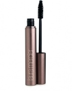 Celebrate summer fun with Laura Mercier's Under the Sun Collection. This black mascara has intense colour that lengthens and thickens lashes. Waterproof formula is flake and smudge-resistant. 