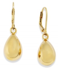 Polished to perfection. Giani Bernini's shiny drop earrings feature two graduated teardrops in 24k gold over sterling silver. Approximate drop: 1 inch.