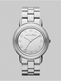 Smart and chic style with a mirror dial for added shine. Quartz movement Water resistant to 5 ATM Round stainless steel case, 36mm (1.4) Silver mirror logo dial Second hand Stainless steel link bracelet, 18mm wide (0.7) Imported 